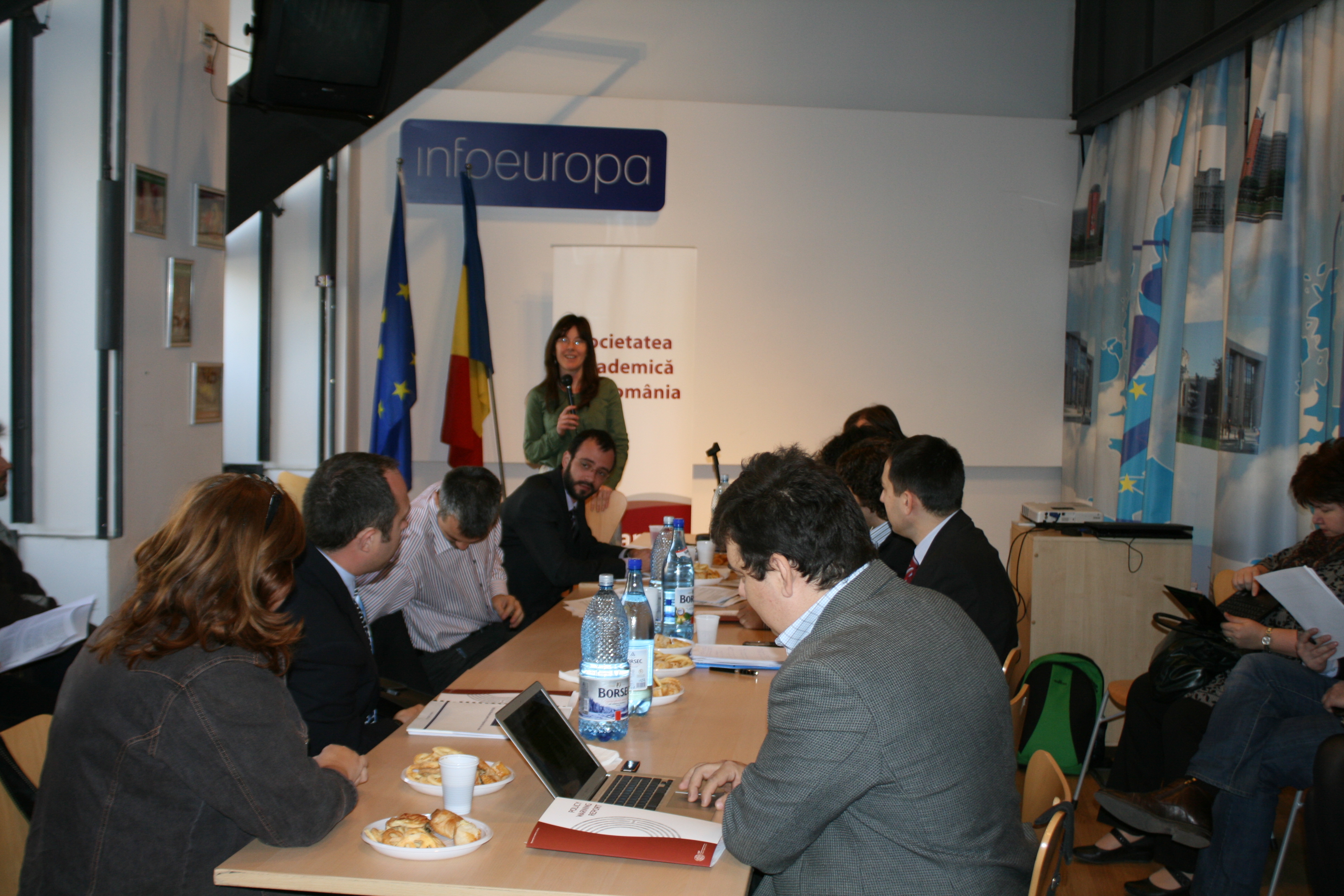 Concluziile dezbaterii din 27.03.2012. „Proprietatea intelectuală trebuie să evolueze împreună cu tehnologia şi cu societatea”